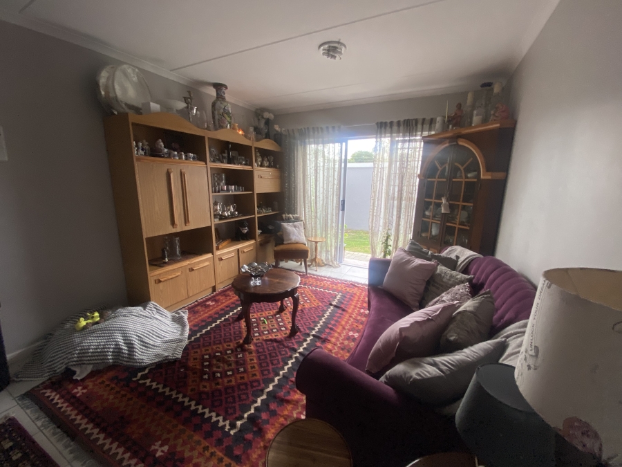 To Let 2 Bedroom Property for Rent in Sonkring Western Cape